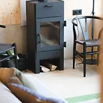 Basecamp 4* Amsterdam