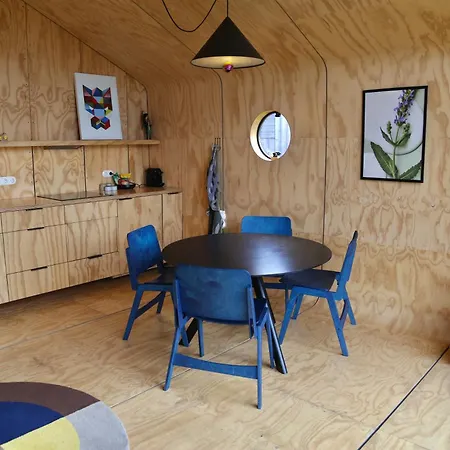 Ξενοδοχείο Basecamp 4*