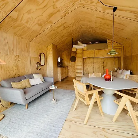 Basecamp 4* Amsterdam