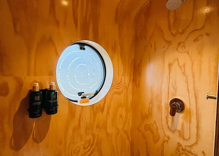 Hotel Basecamp Ámsterdam