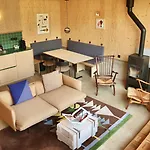 Basecamp 4*