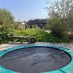 מלון Basecamp אמסטרדם