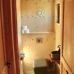 מלון Basecamp אמסטרדם