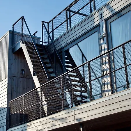 Basecamp 4* Ámsterdam