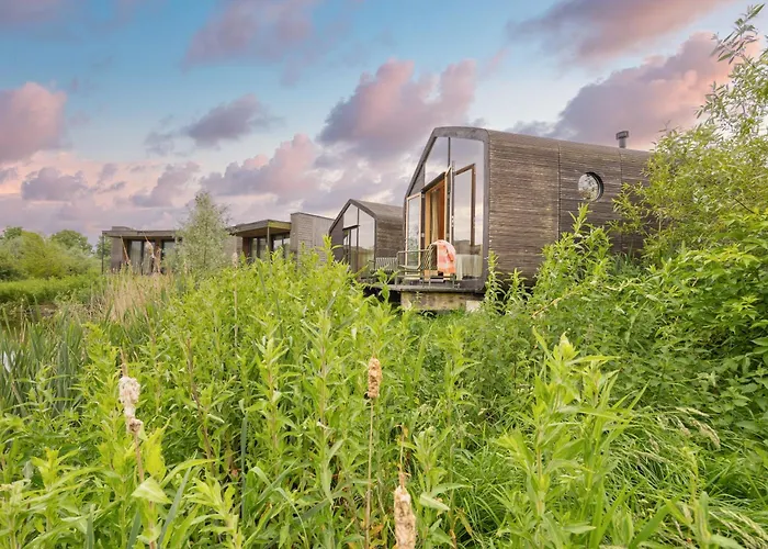 Szálloda Basecamp 4*